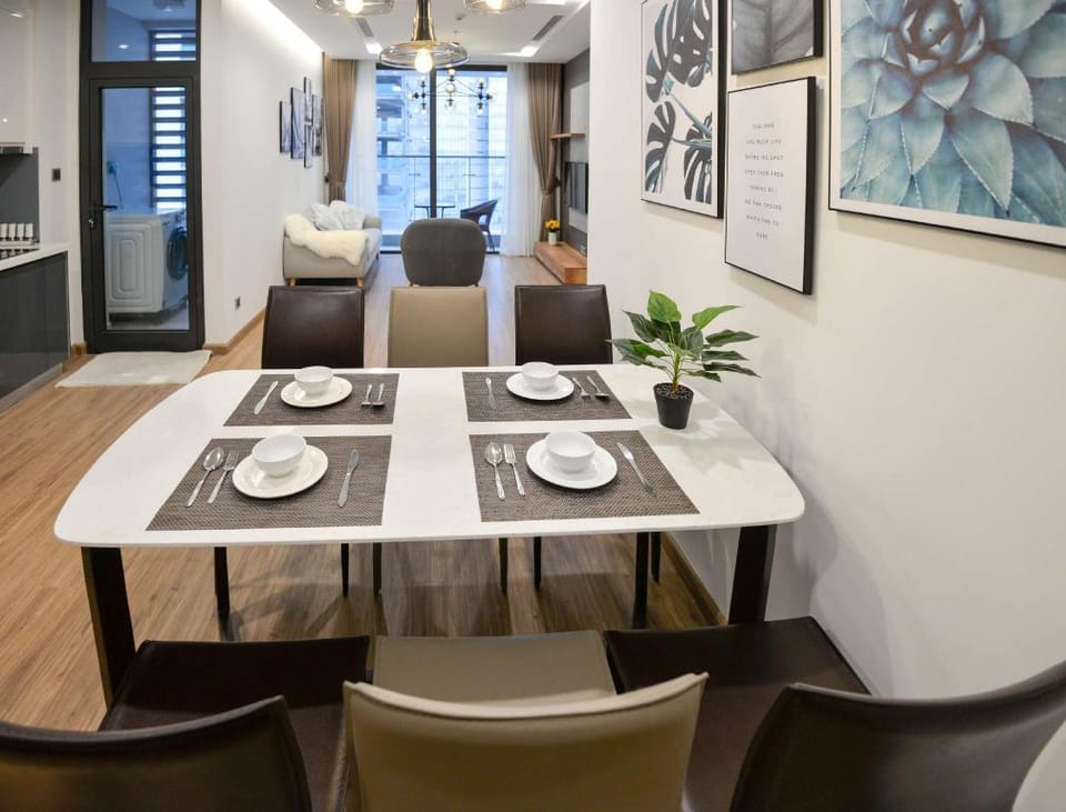 22HOUSING 1 -  02 BEDS APARTMENT VINHOMES/LOTTE Apartment in Hanoi