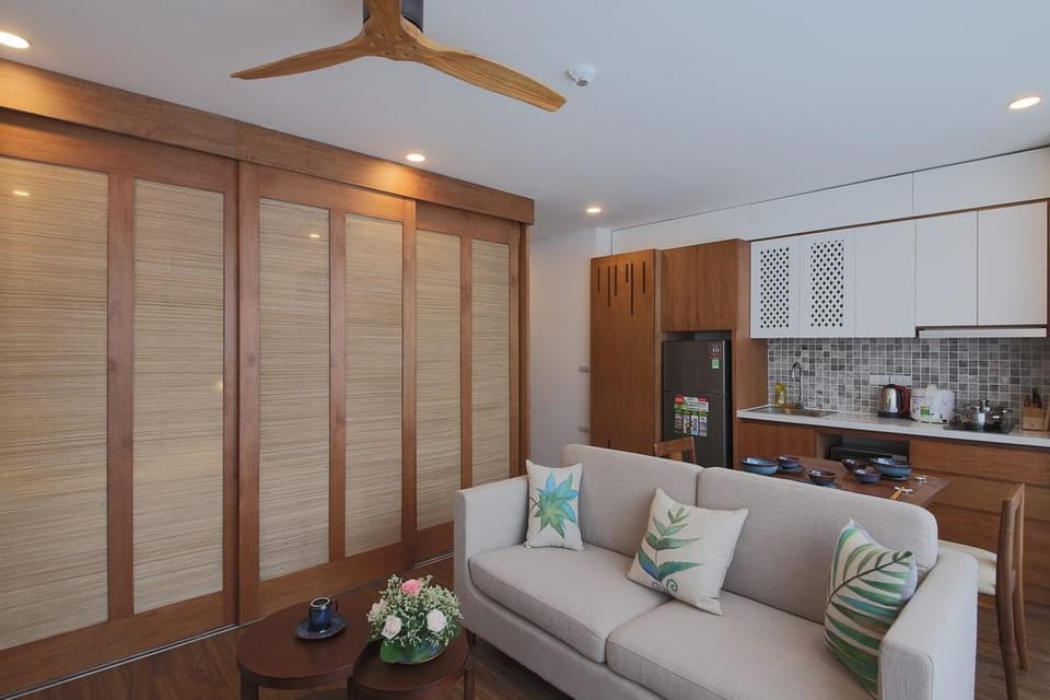 New Square / 1BR / Central BaDinh / LotteandVincom Apartment in Hanoi