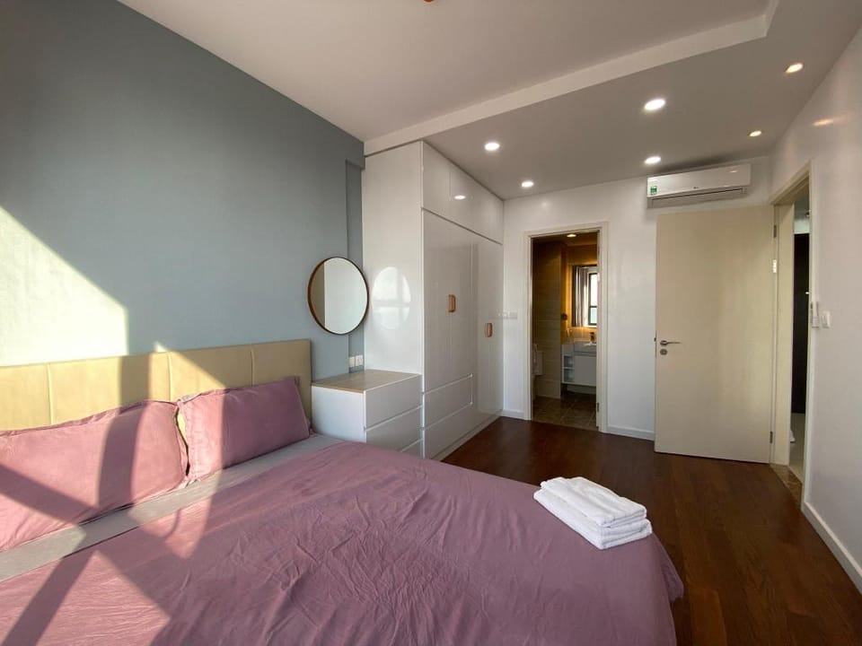 Dcapitale next to Charmvit Tower/ 2BR /bathtub Apartment in Hanoi