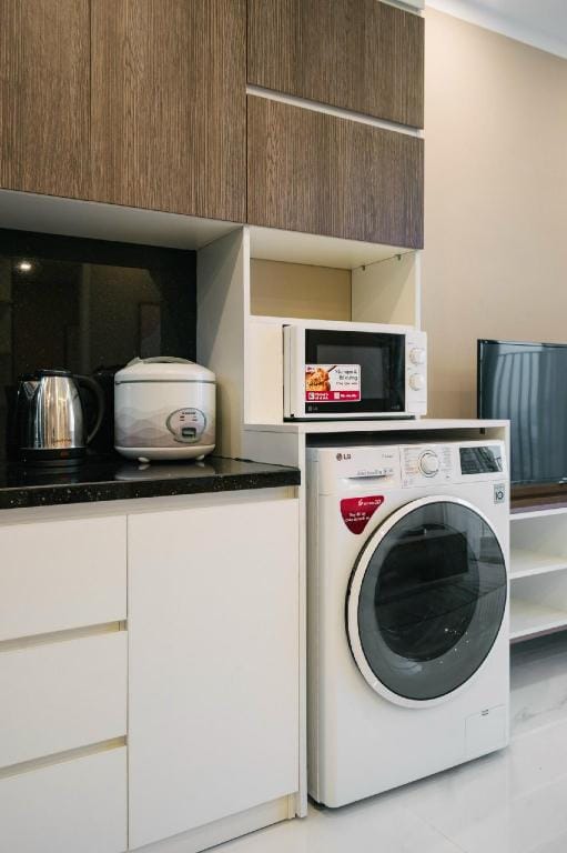 1 bedroom Dcapitale Tran Duy Hung lake view Apartment in Hanoi