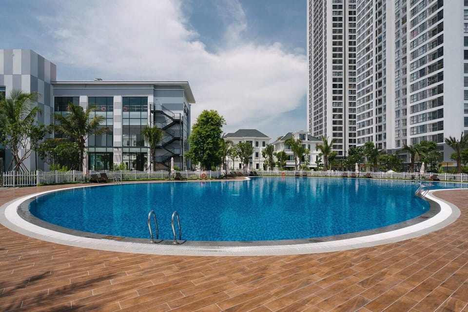 AnThy Vinhomes Greenbay 1br apartment Apartment in Laos