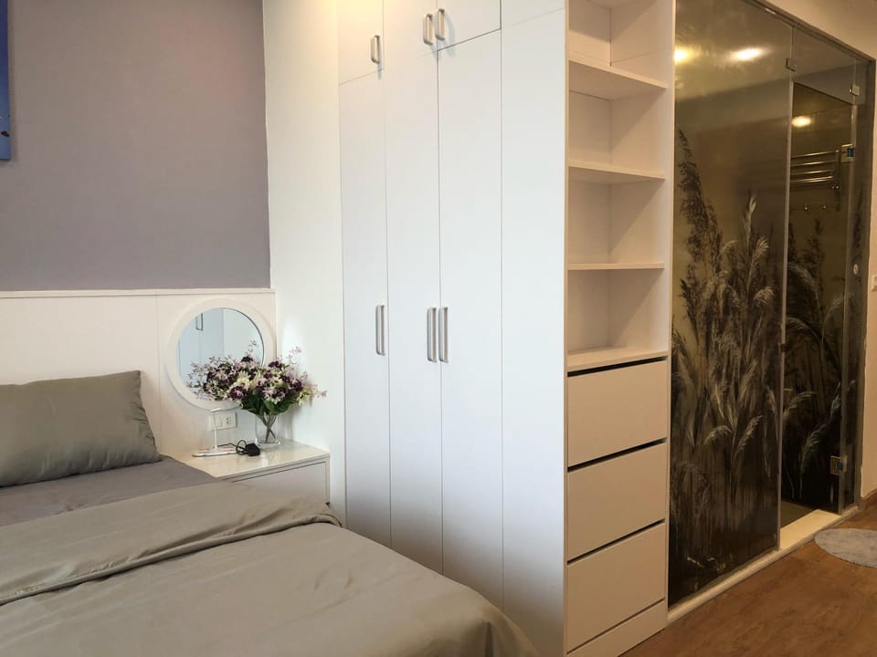 AnThy Vinhomes Greenbay 1br apartment Apartment in Laos