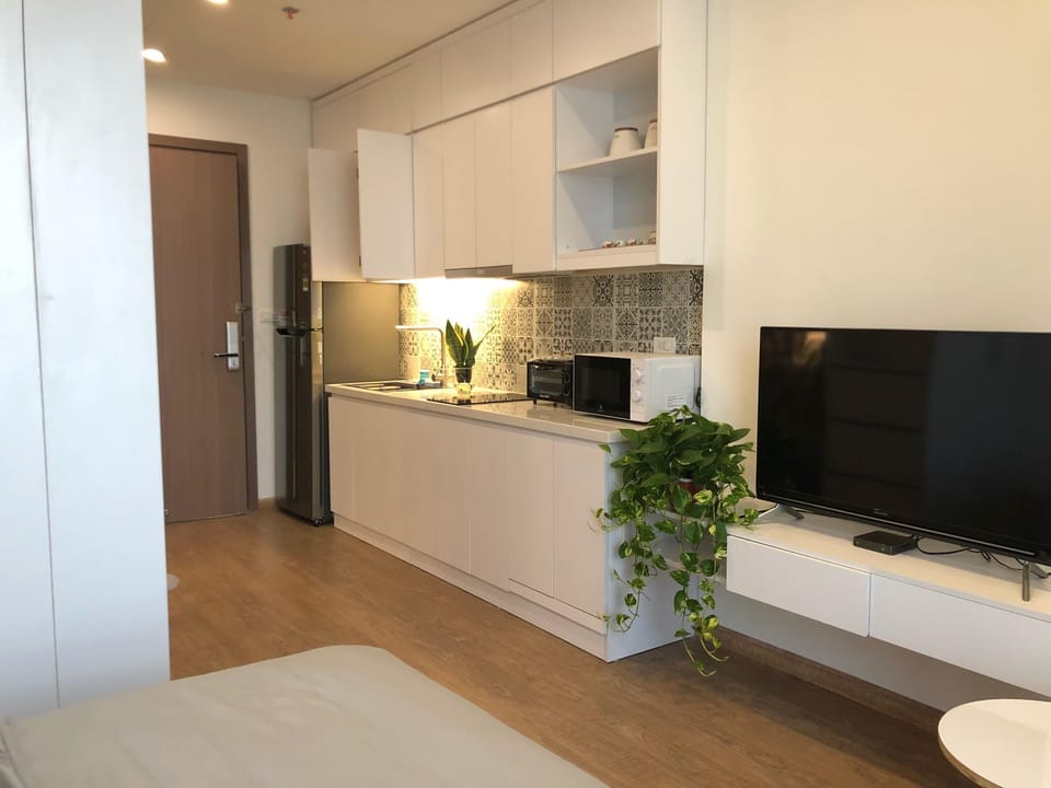 AnThy Vinhomes Greenbay 1br apartment Apartment in Laos
