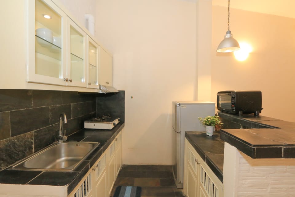 Small 1 Br Apt/B2/Convenient/Near Westlake Apartment in Laos