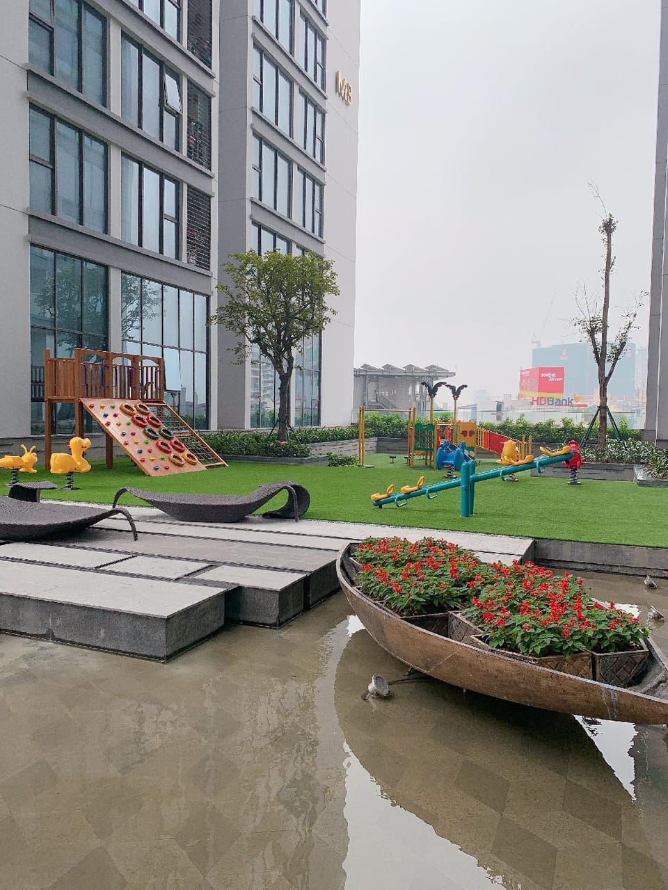 Luxury 2BR Apartment in Vinhomes Metropolis Hanoi Apartment in Hanoi