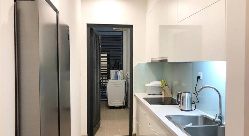 Netflix free - Luxury Condotel 2BR Skylake Apartment in Laos