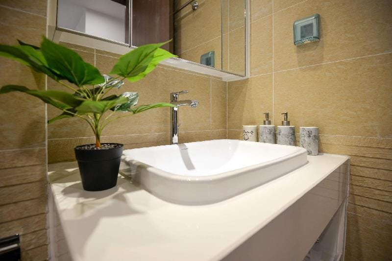 *22HOUSING 2 -  TWO BEDS APARTMENT VINHOMES/LOTTE* Apartment in Hanoi