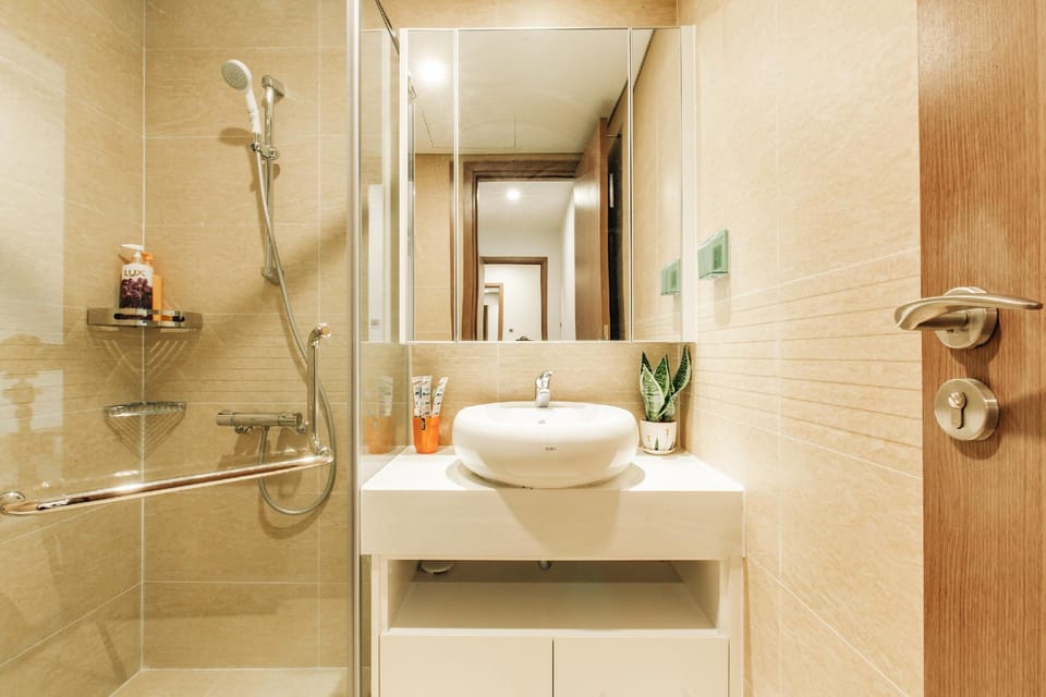 Luxury 5* 3BR Apartment #Vinhomes Green Bay Apartment in Laos
