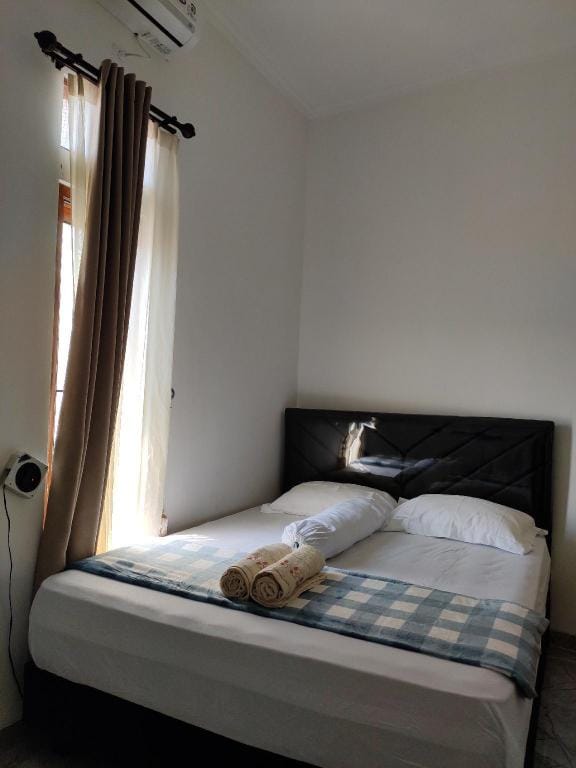 ZG Homestay Solo 6 kmr tidur Vacation rental in Indonesia
