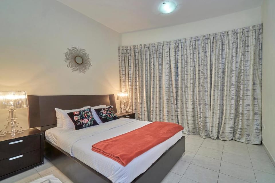 LUXURY 4 BEDROOM APARTMENT IN MARINA Apartment in Dubai