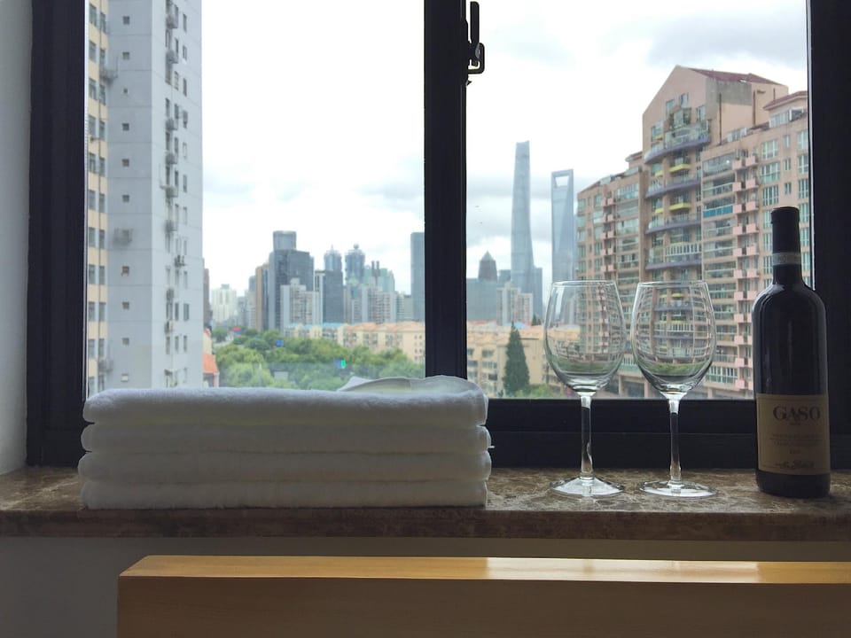 B-Century Ave Metro nearby+facing pearl tower flat Apartment in Shanghai