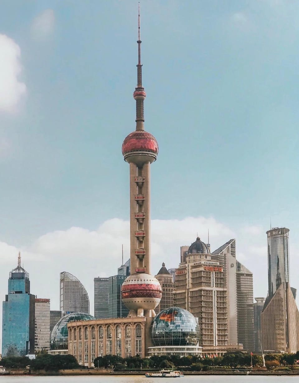 B-Century Ave Metro nearby+facing pearl tower flat Apartment in Shanghai