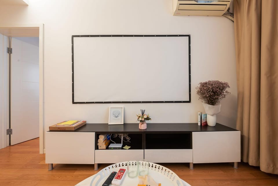 Changshu road subway station century trade square Apartment in Shanghai