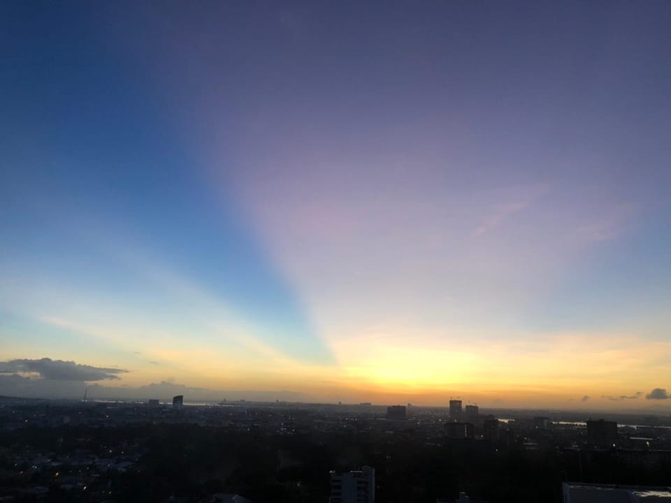 Studio inside IT Park Cebu with amazing view  Apartment in Lapu-Lapu City