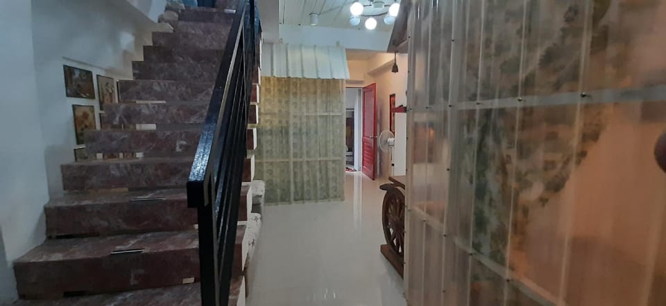 REDGATE21 HOMESTAY Apartment in Central Visayas