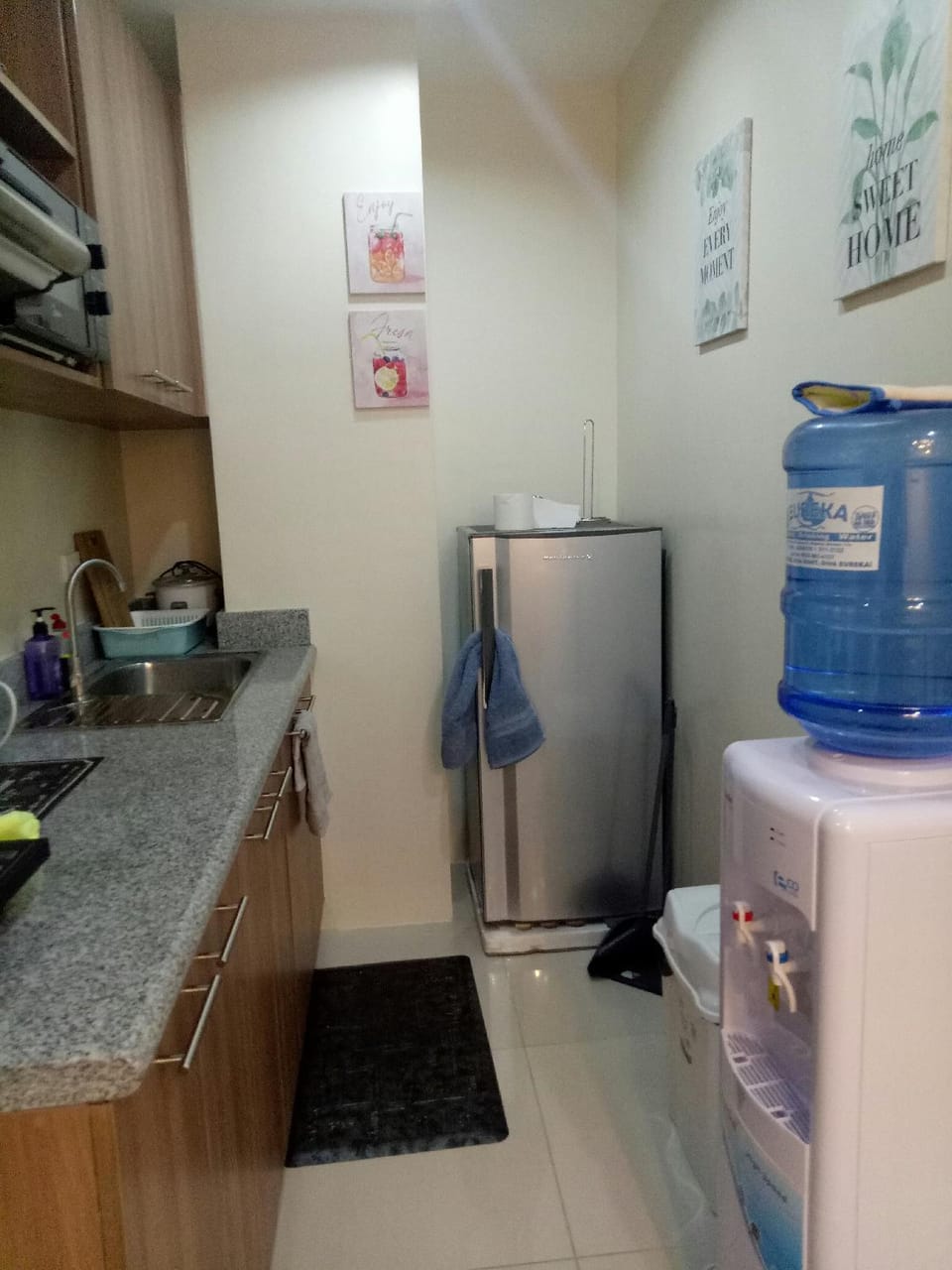 1BR Furnished Condo w/ WIFI at Midpoint  Banilad Apartment in Cebu City