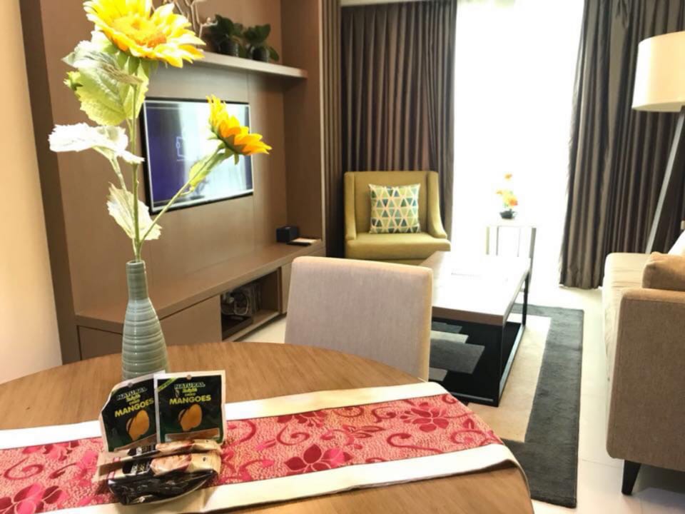 2BR Corner Suite nr Ayala. Free Pickup if 14Nights Apartment in Lapu-Lapu City