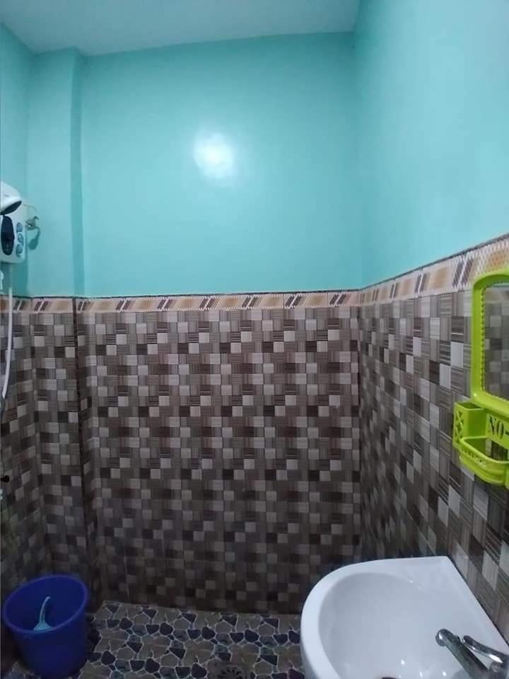 Azulea Family Deluxe 1 * own CR, shower, AC, TV Vacation rental in Oslob