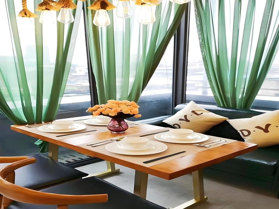 James Joyce Coffetel··Chengdu Kuanzhai Xiangzi Hotel in Chengdu