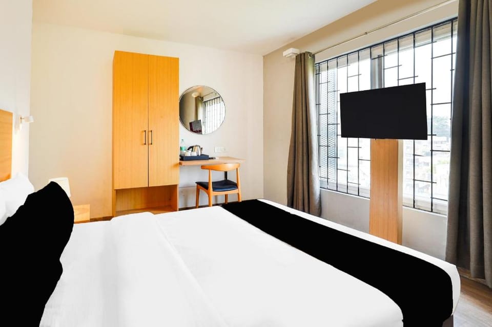 Super Townhouse BTM Layout Near Madiwala Lake Formerly Q Rooms Hotel in Bengaluru