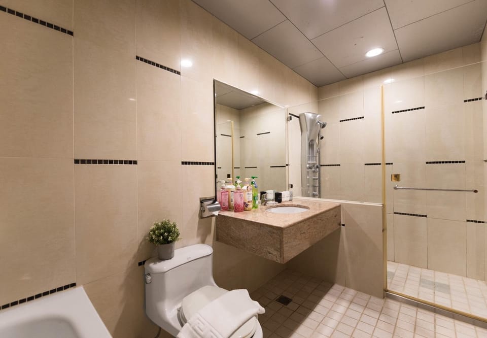 HP1611 Cozy Apt. 2 bedrooms 1 min Guting MRT Apartment in Taipei City