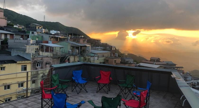 Box Inn Jiufen Bed and Breakfast in Taiwan, Province of China