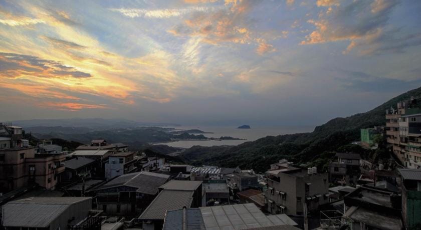 Box Inn Jiufen Bed and Breakfast in Taiwan, Province of China