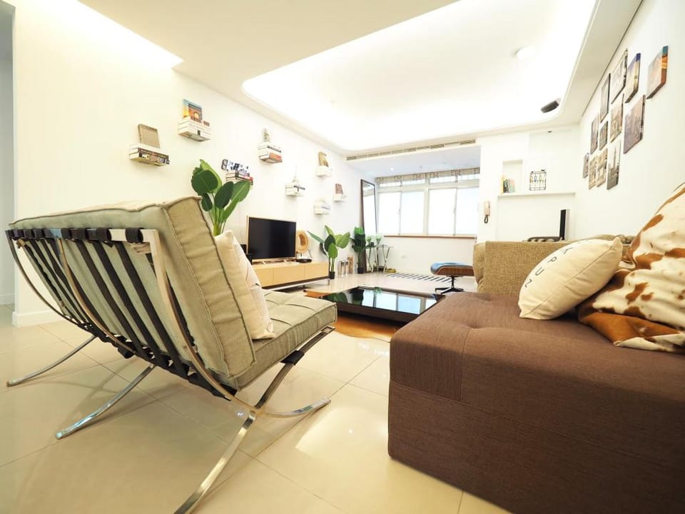 END/敦三 Apartment in Taipei City