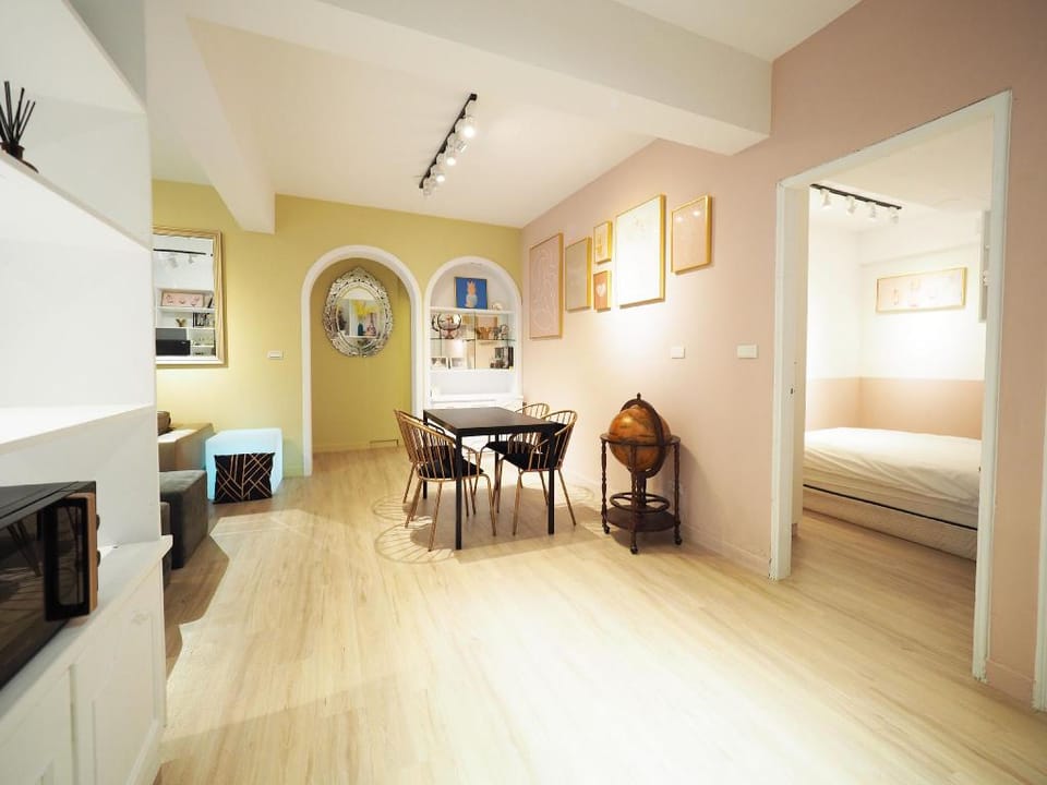 A tender 台北宅，溫柔相伴/Mar-exclusive Apartment in Taipei City