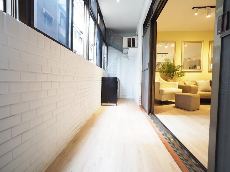 A tender 台北宅，溫柔相伴/Mar-exclusive Apartment in Taipei City