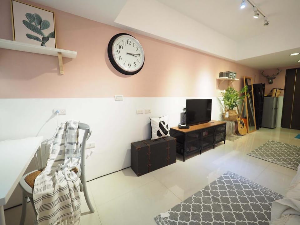 END/西四 Apartment in Taipei City