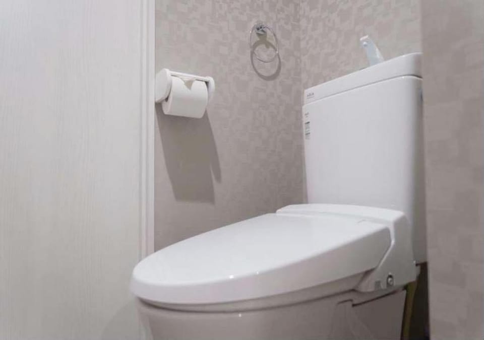 Near Shinjuku /Okubo韩国城/智能马桶/防盗自动门 /干湿分离 高速WiFi201 Apartment in Shinjuku
