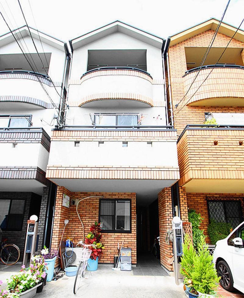 Train station 5-min walk, Lovely Private HOUSE Vacation rental in Shinjuku