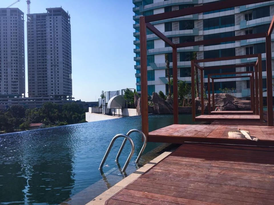 Studio Emerald A @Grand Kamala Lagoon By Mitra PRO Apartment in West Java