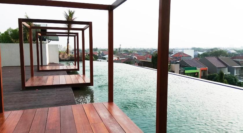 Modern 2BR Grand Kamala Lagoon Apt By Travelio Apartment in West Java
