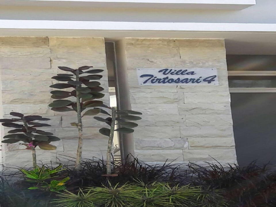 Villa Tirtasari Vacation rental in Batu