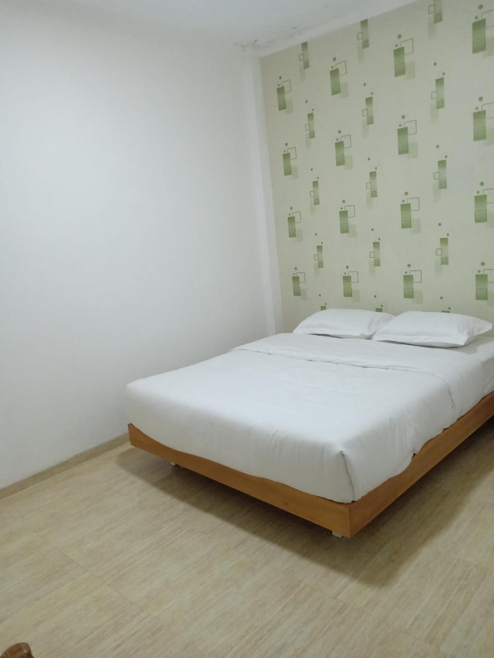 111 Guest House  Vacation rental in Batu