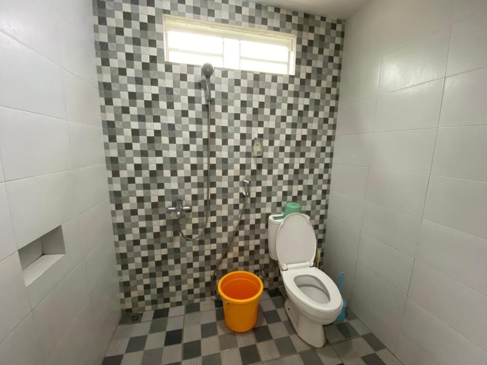 SR1 Vacation Home Villa in Batu