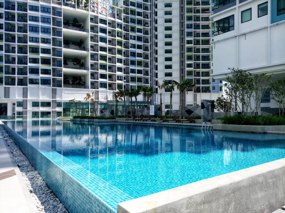 Happy Holiday Suite @I-City 2R1B (WiFi+Car Park) Apartment in Selangor, Malaysia