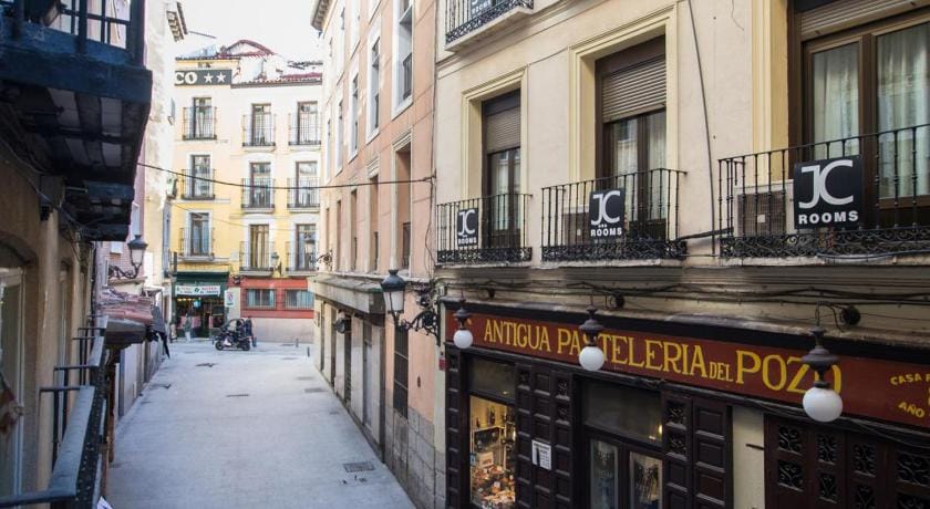 Welcome Puerta del Sol Apartment in Centro