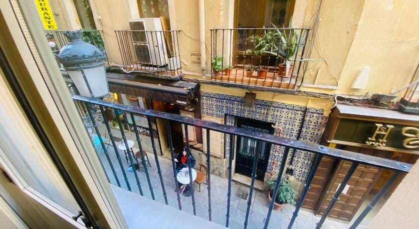 Welcome Puerta del Sol Apartment in Centro
