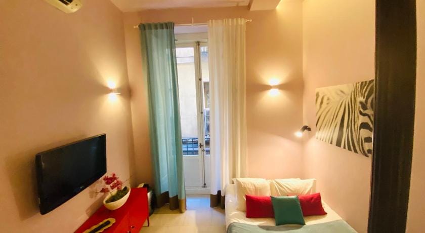 Welcome Puerta del Sol Apartment in Centro