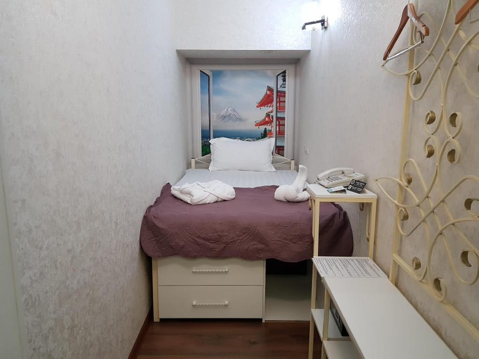 LES Business Hostel Hotel in Almaty