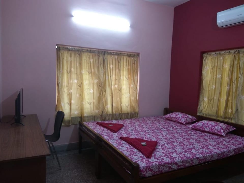 Neer - The Abode Apartment in Kolkata