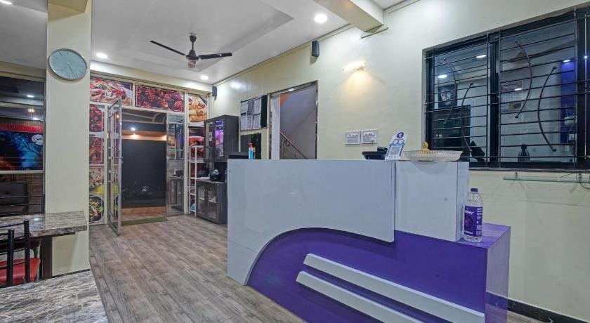 Hotel O by OYO Gkumar Restro Hotel in Maharashtra