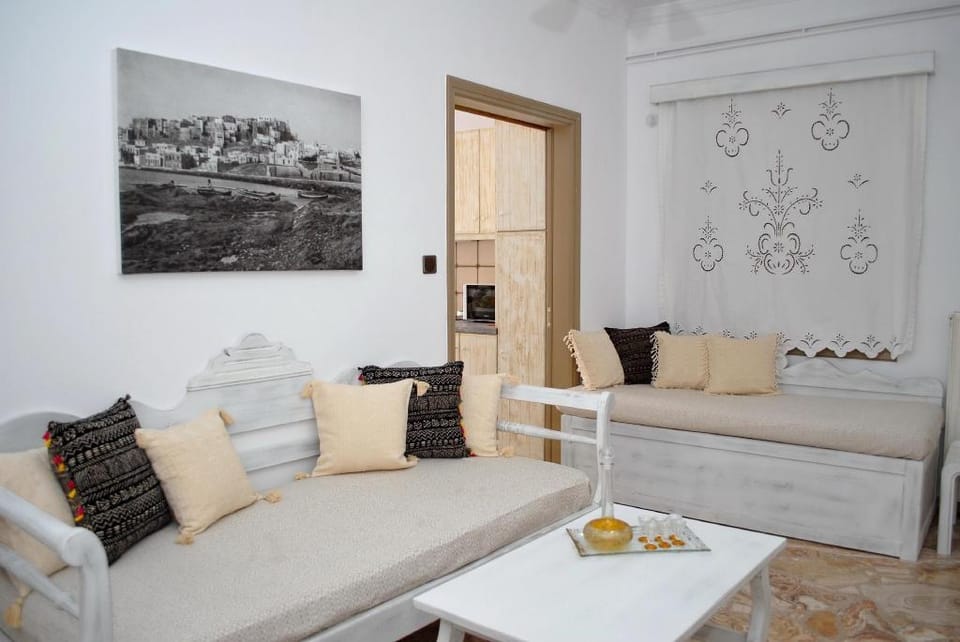 Grandma's Elegant Apartment in Naxos Town Apartment in Naxos