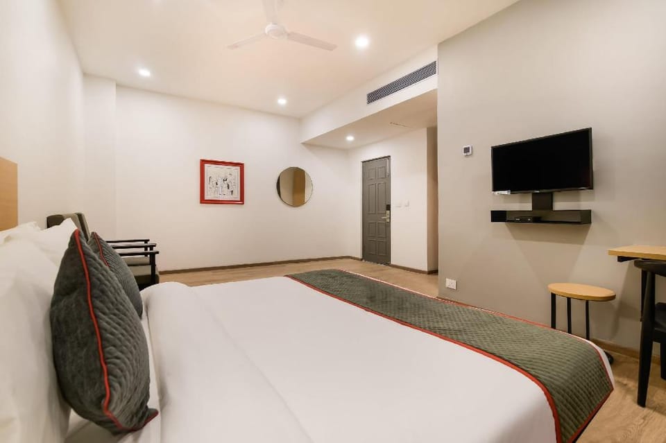 Townhouse The Awadh Airport Hotel in Lucknow