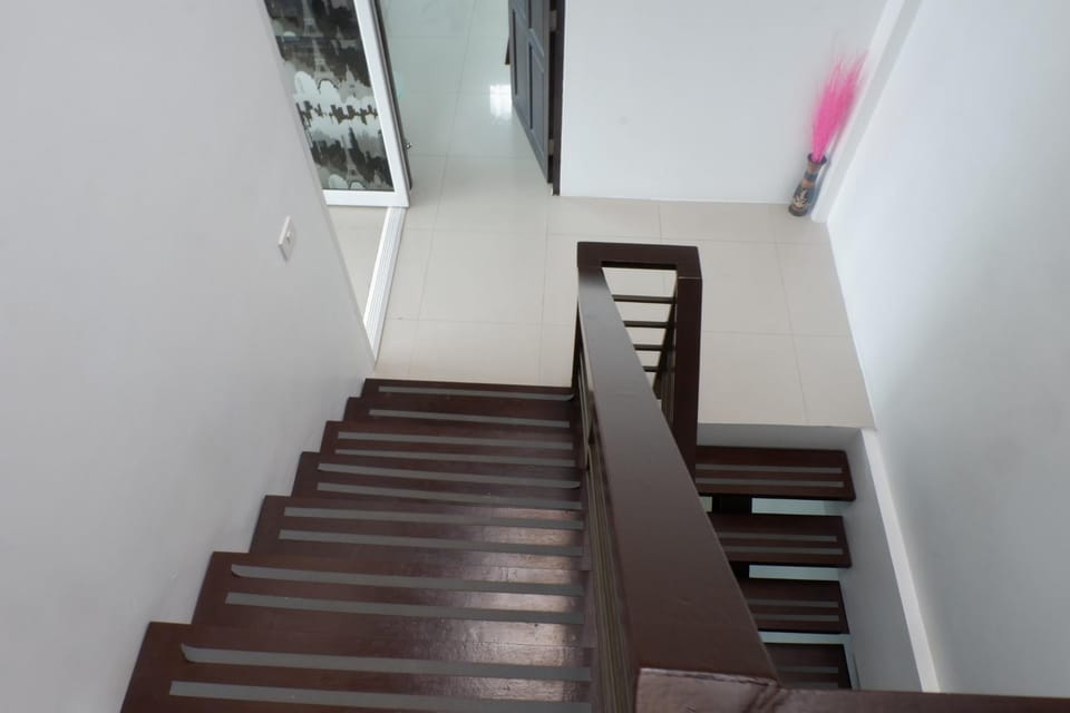 View townhouse 5BD great location in Nimman RD Villa in Chiang Mai
