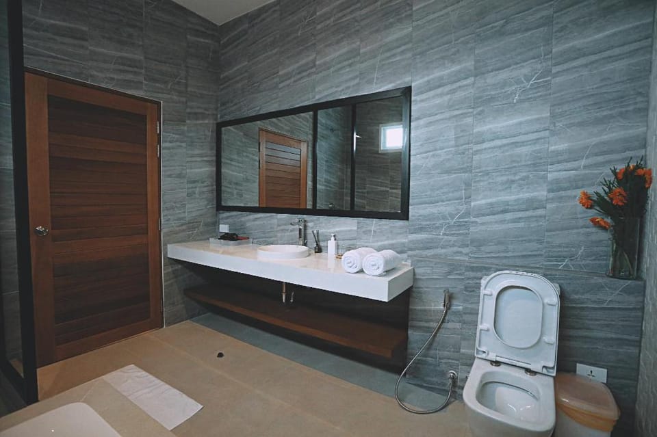 Chiang Mai  Youkr White Pool Villa Villa in Chiang Mai