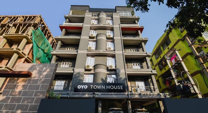Super Townhouse Vidya Vihar Hotel in India